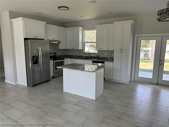 4th image of 4320 Cooper Dr
