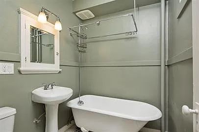 308 Bell St #24 — Photo 5