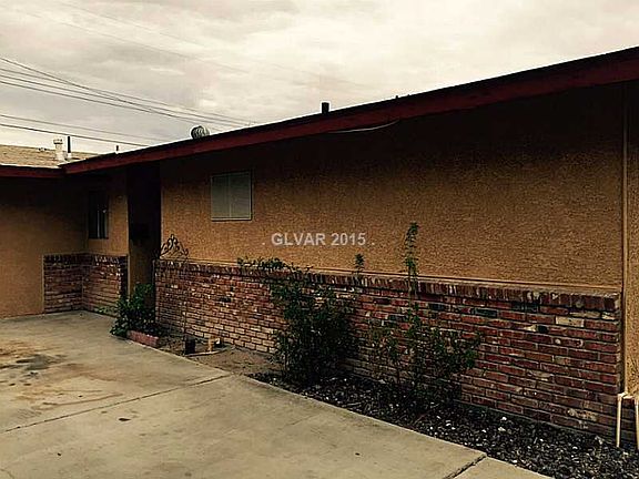 2nd image of 1904 Collins Ave