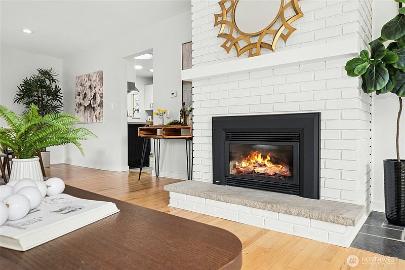 5th image of 1572 NE 170th Street