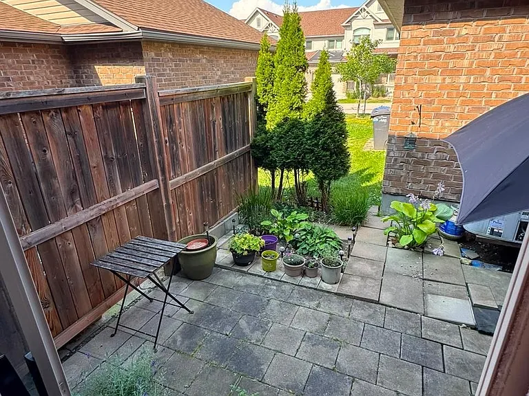 14 Amos Dr #29 — Photo 30