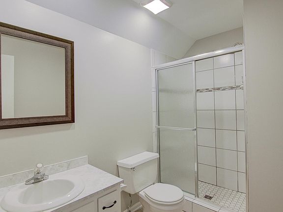 3rd image of 8273 Perry St #8273
