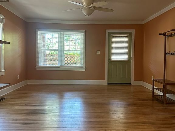5th image of 306 Springtree Rd