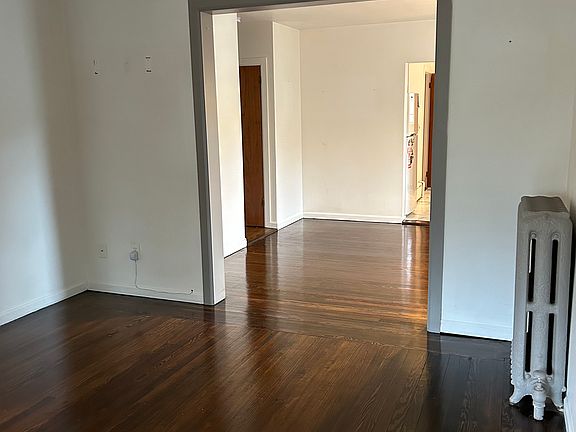 2nd image of 78 Mountainview Ave #3