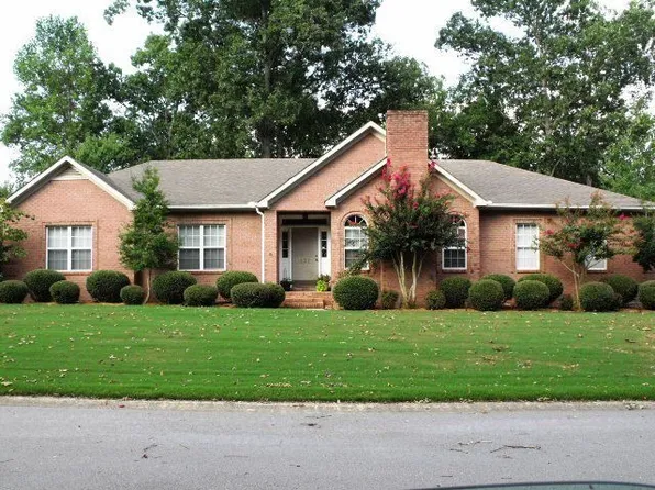 137 Whisperwood Trl, Florence, AL 35633