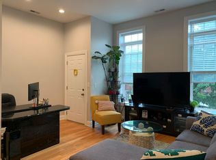 1916 S Throop St, Chicago, IL 60608