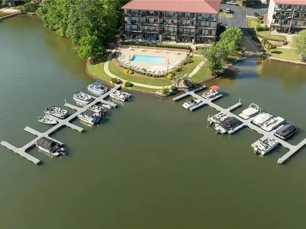 111 Lee Road 802 Unit 131, Valley, AL 36854