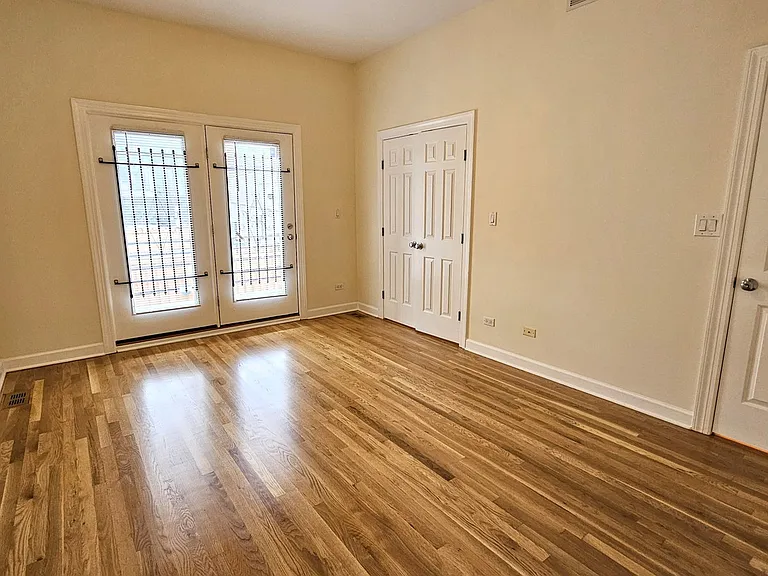 511 N Hartland Ct #1S — Photo 11