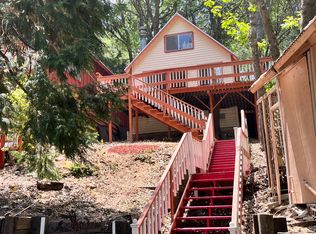 661 Pyramid Dr, Crestline, CA 92325