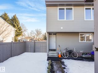 Akinsdale Gardens, Saint Albert, AB T8N 2W9