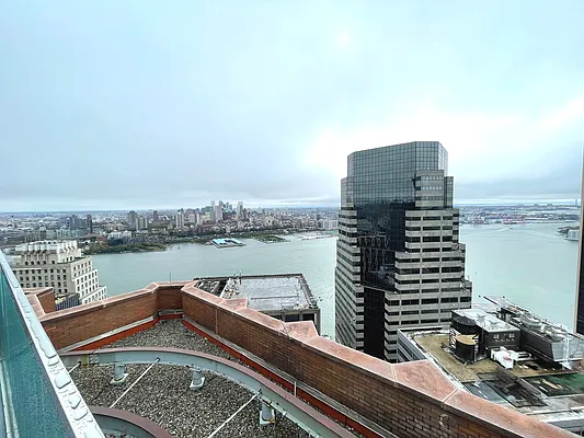 Rented by Viza Group, Inc | media 36