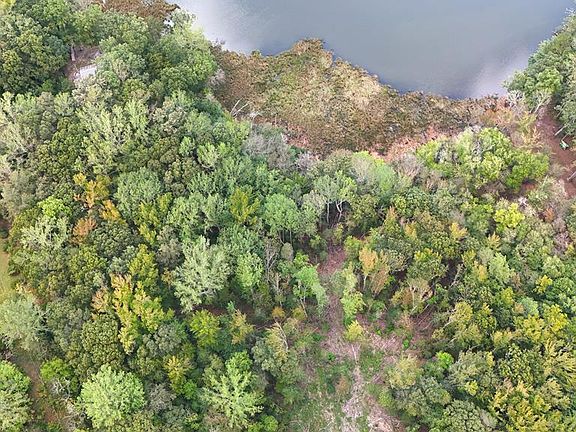 4th image of 10 Rowes Landing Rd