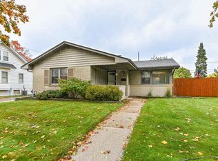 1925 Wustum Ave, Racine, WI 53404