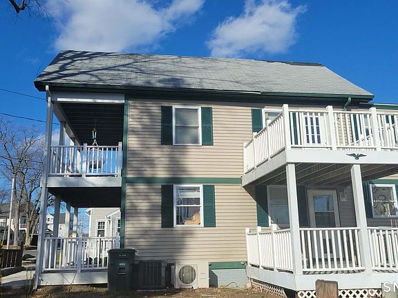 4th image of 63 Stowe Avenue