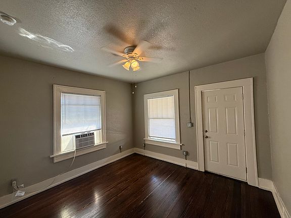 3rd image of 521 S 40th Ave W #B