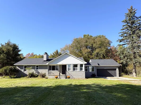 8760 Gratiot Ave, Columbus, MI 48063