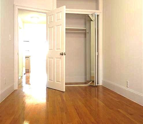 3rd image of 1504 8th Ave #4RU