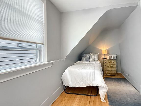 5th image of 1140 S Harvey Ave Unit 2