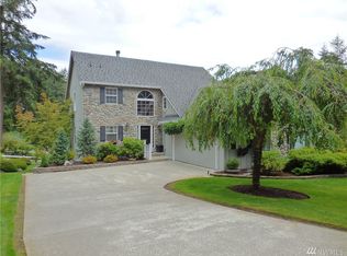 11821 Lake Florence Dr, Anderson Island, WA 98303