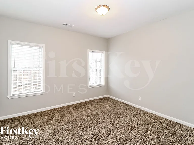 1651 S Frence Creek Cv — Photo 12