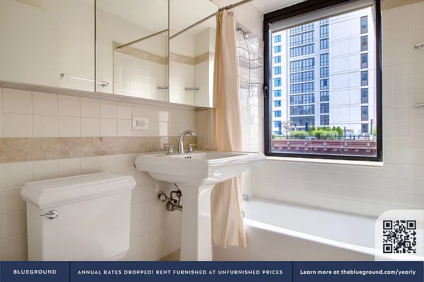 Rented by The Blueground | media 13