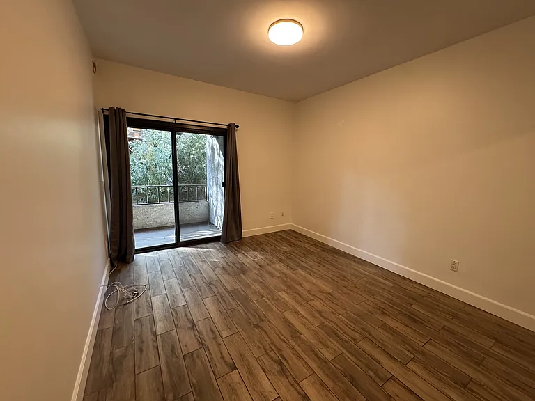 8707 Falmouth Ave #109 — Photo 6