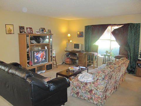 5th image of 3400 Story St