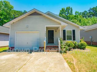 2846 Copenhagen Dr, Fayetteville, NC 28301