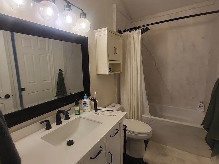 2046 California Ave #19 — Photo 6
