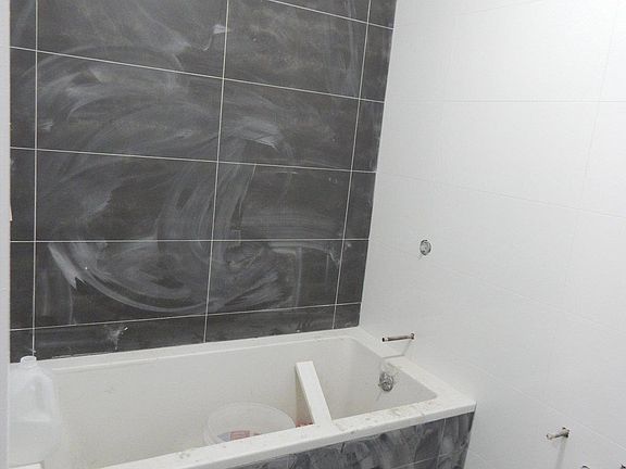 5th image of 79 Saint Nicholas Pl APT 1C