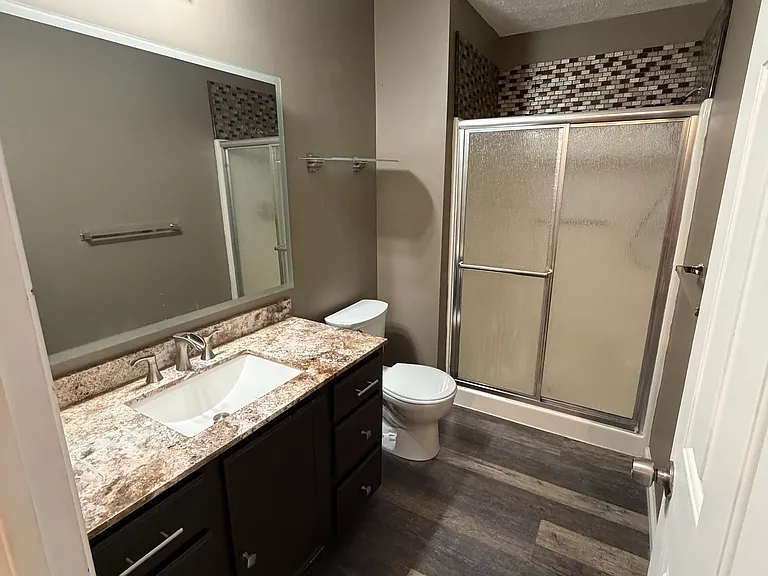 1304 Cedarwood Dr #C3 — Photo 10