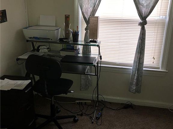 3rd image of 20203 Gardenview Dr