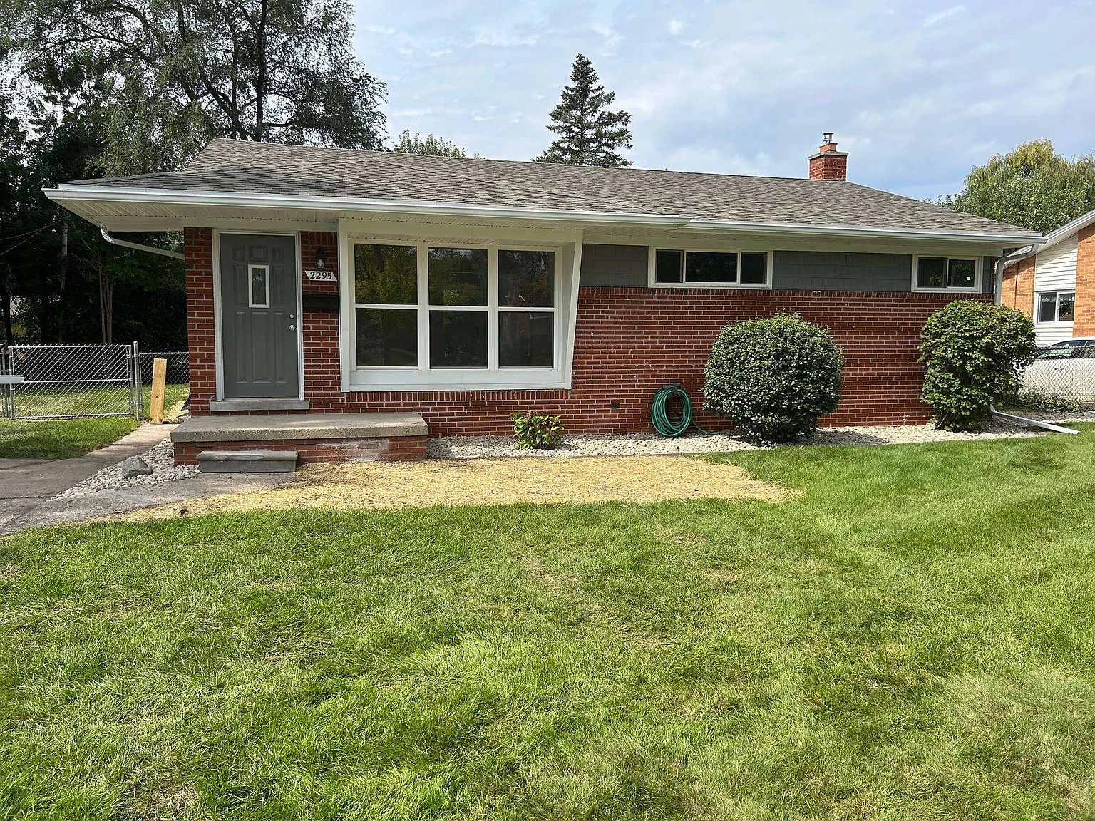 2295 Greenbush Pl photo 1