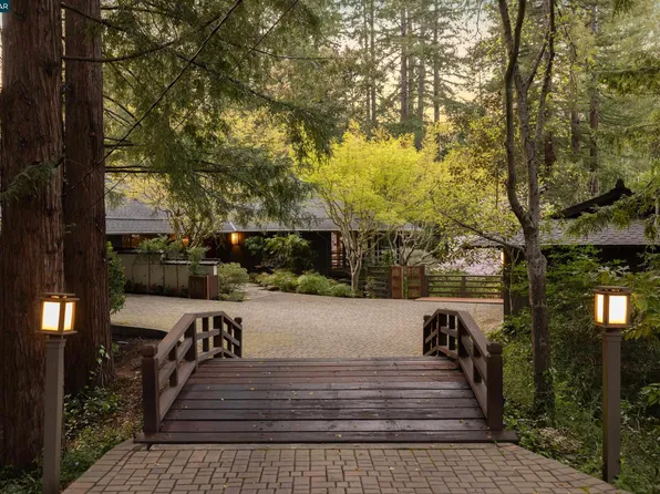 1260 Medfield Rd, Lafayette, CA 94549