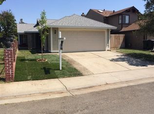 8045 Helmsdale Dr, Sacramento, CA 95828
