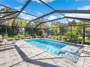 213 SW 38th Ter, Cape Coral, FL 33914