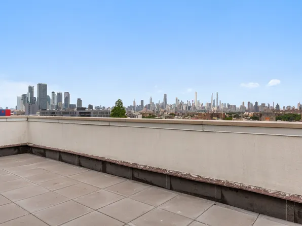 32-24 Steinway Street image 12 of 14