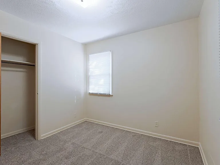 4010 Lewis Ave — Photo 18