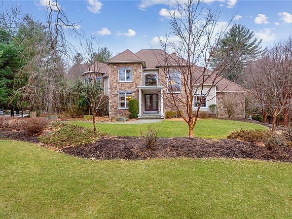 2nd image of 80 Longmeadow Dr