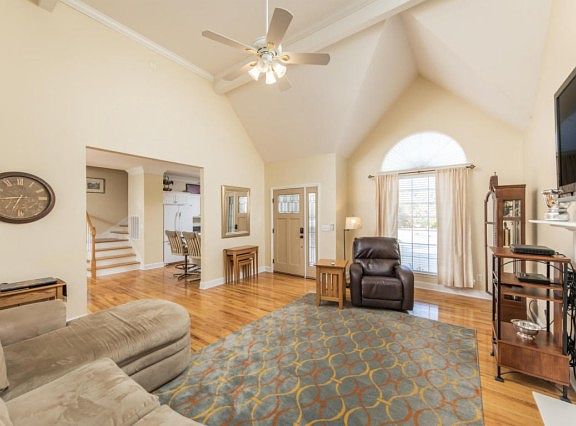 5th image of 133 Circlestone Dr #84