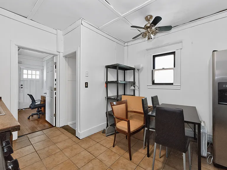 27 McKinley St #1 — Photo 11