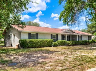 1345 Azalea Ln, New Braunfels, TX 78130