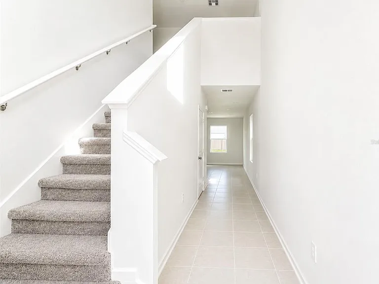 2420 Bluestone Rd — Photo 9