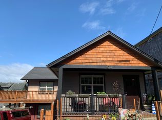 670 29th St, Astoria, OR 97103