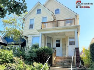 3238 N Cambridge Ave, Milwaukee, WI 53211