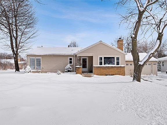 2nd image of 358 Pardee Rd