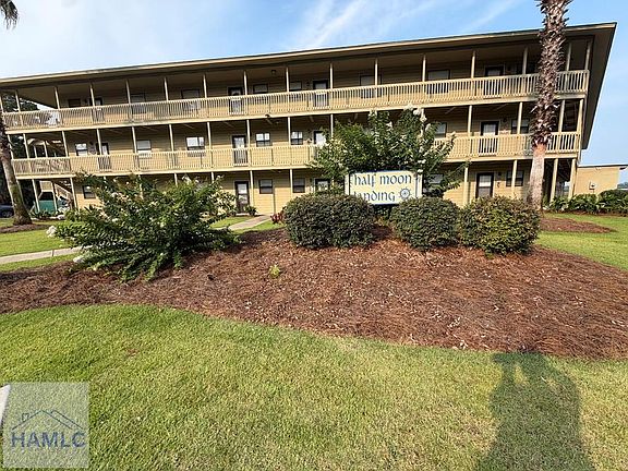 2nd image of 207 Azalea Rd APT 23