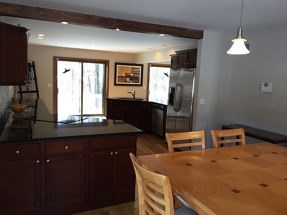 5th image of 5715 Thomaridge Ct