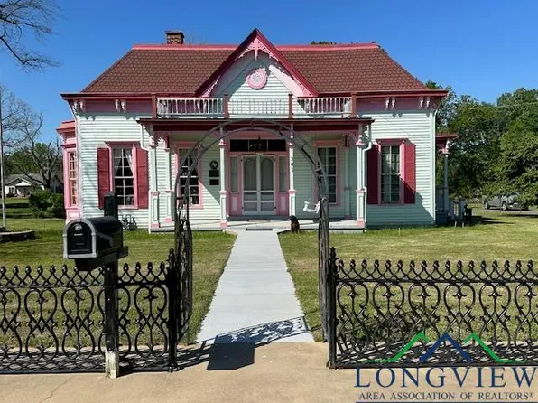 205 Miller St, Queen City, TX 75572