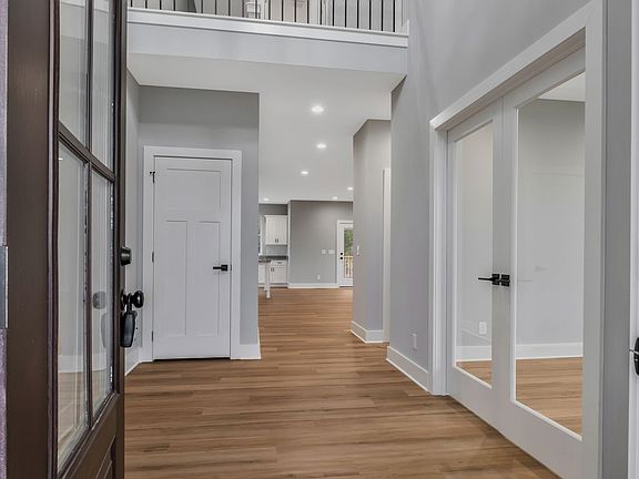 5th image of 125 Scenic Ln